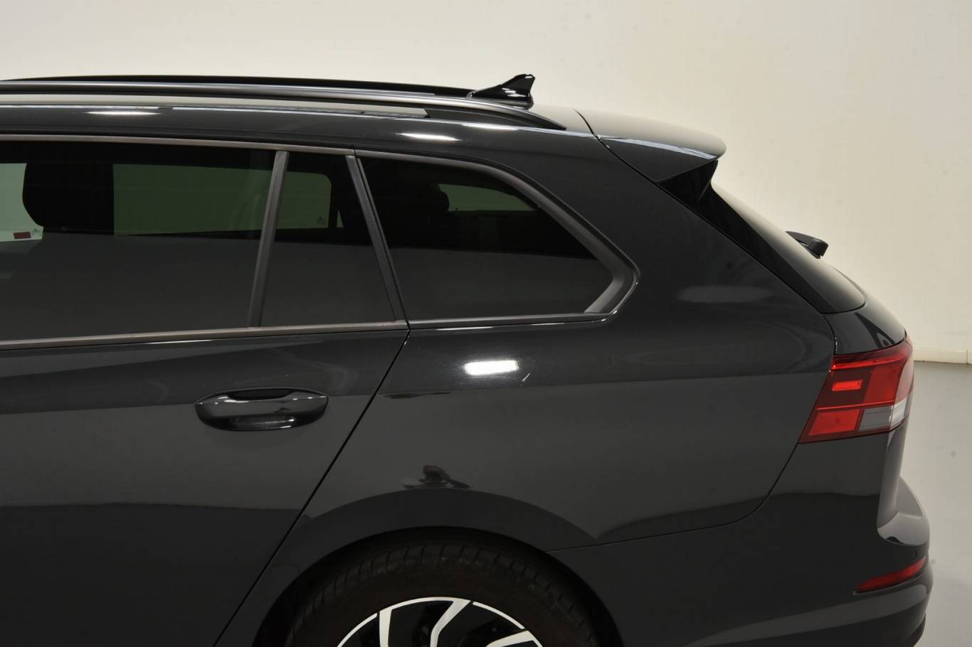 VOLKSWAGEN Golf Variant 42