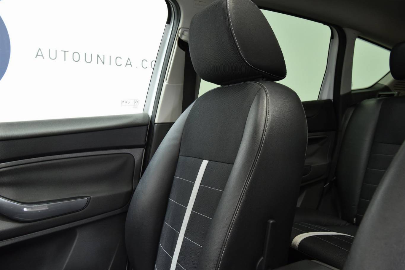 FORD Kuga 47