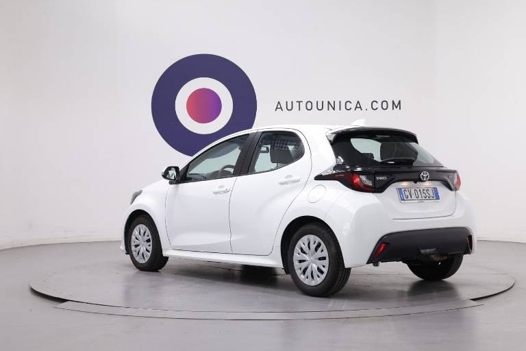 TOYOTA Yaris 16