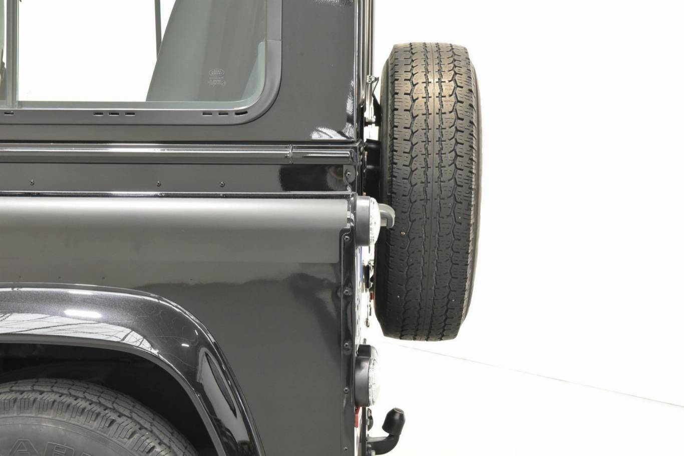 LAND ROVER Defender 41