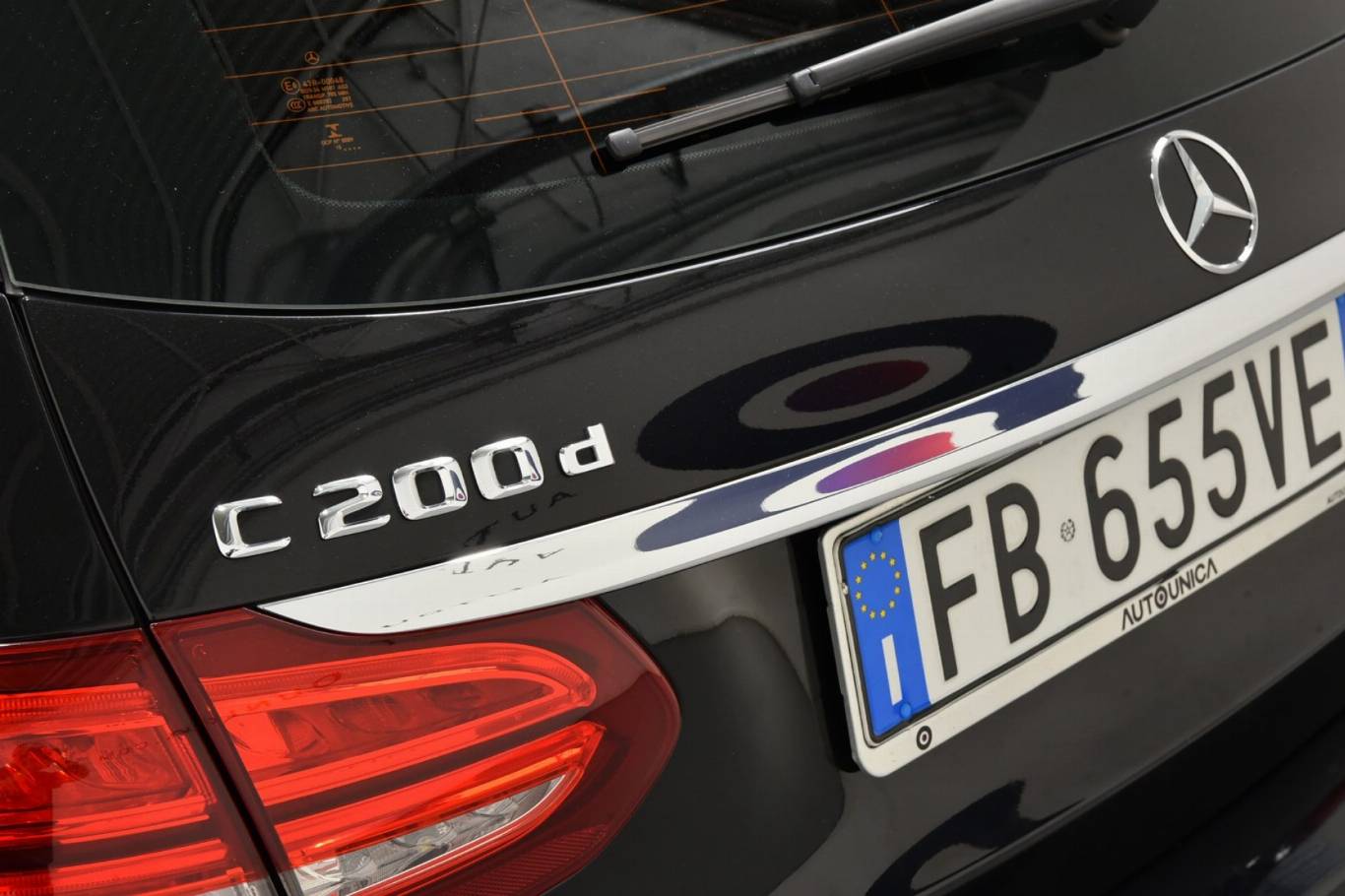 MERCEDES-BENZ C 200 45