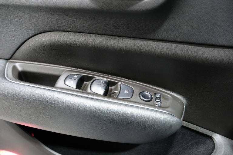 RENAULT Koleos 39
