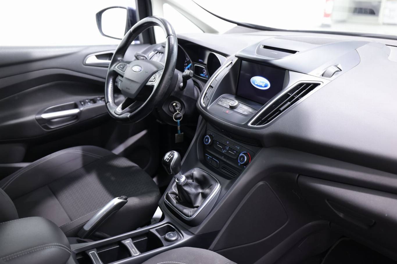 FORD C-Max 44