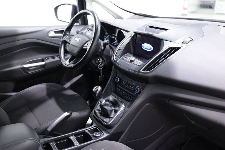 FORD C-Max 44