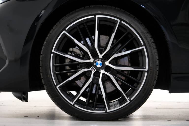 BMW 220 11