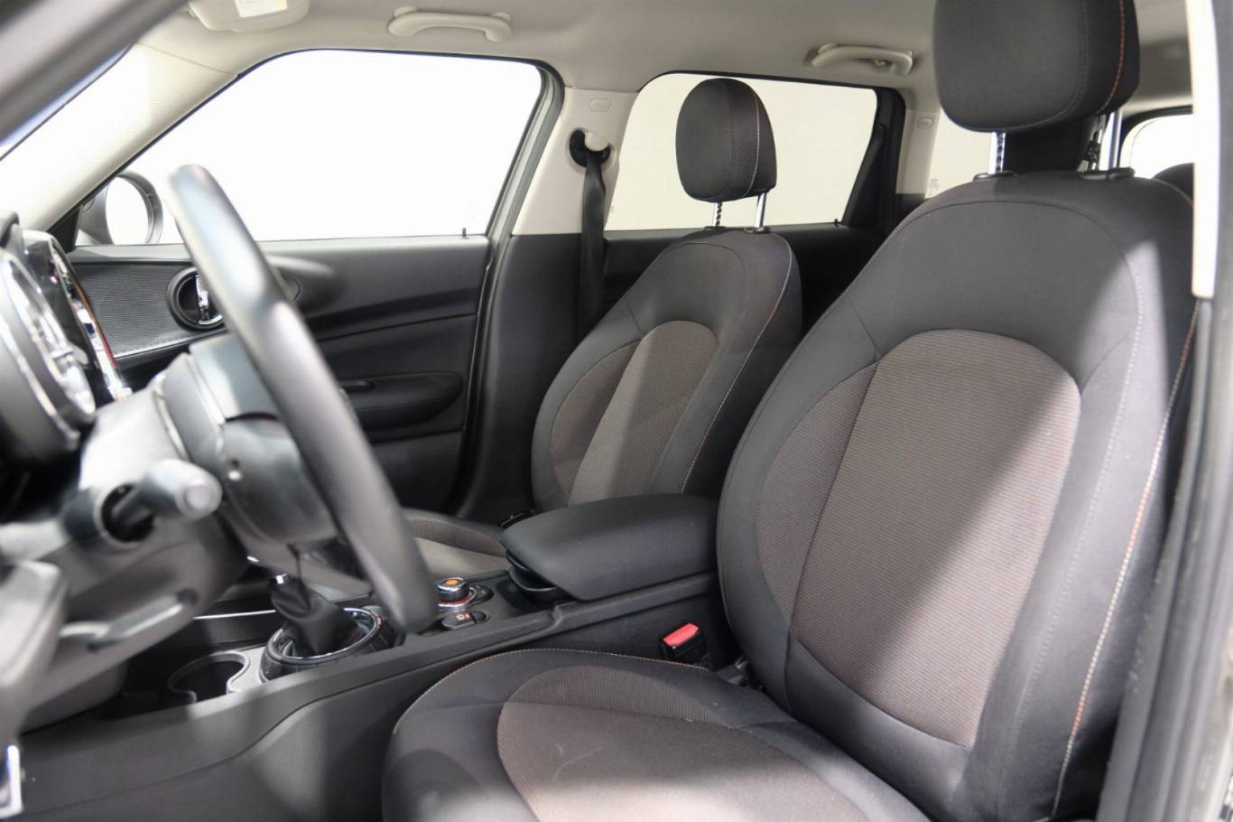 MINI Cooper Clubman 6