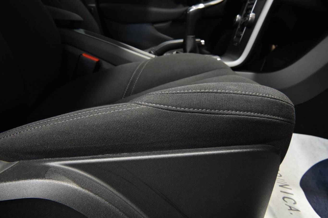 VOLVO V40 Cross Country 44