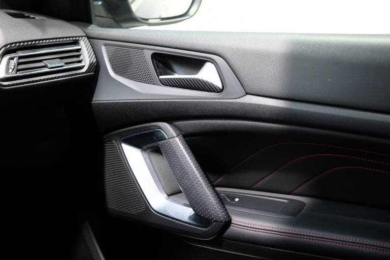 PEUGEOT 308 37