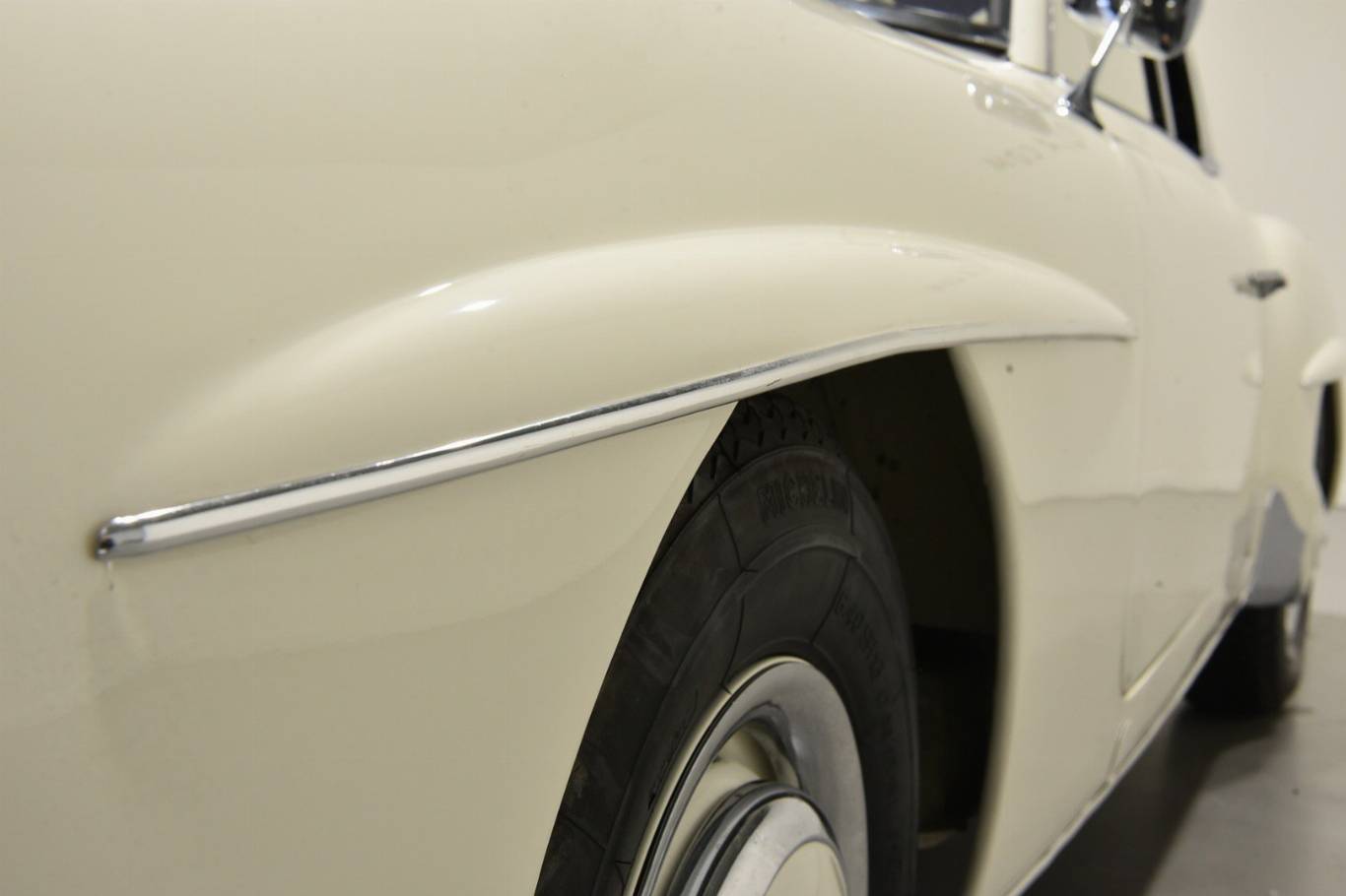 MERCEDES-BENZ 190 68