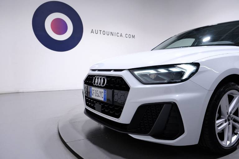 AUDI A1 18