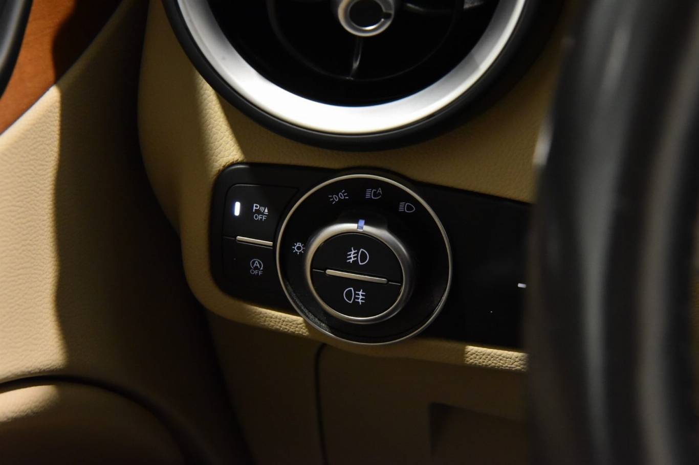 ALFA ROMEO Stelvio 11