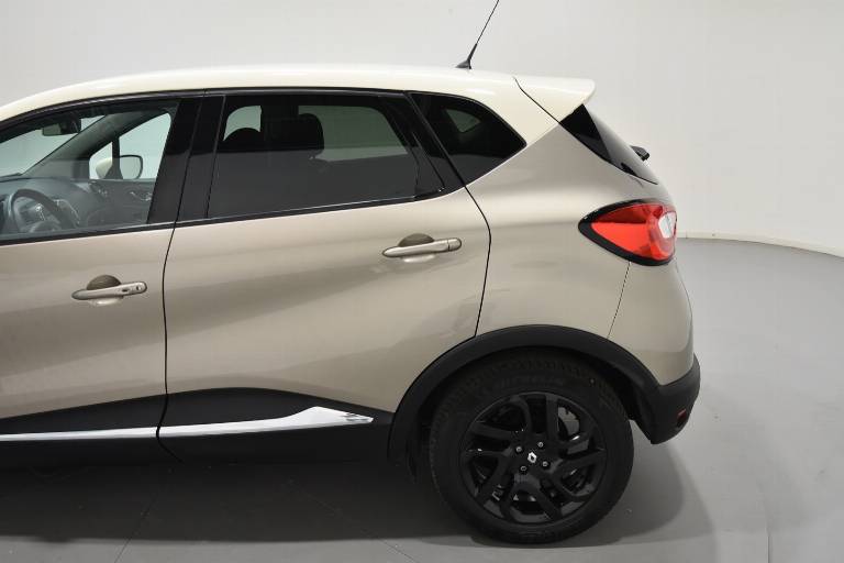 RENAULT Captur 58