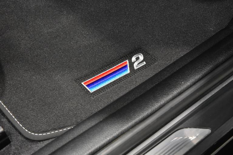 BMW M2 23