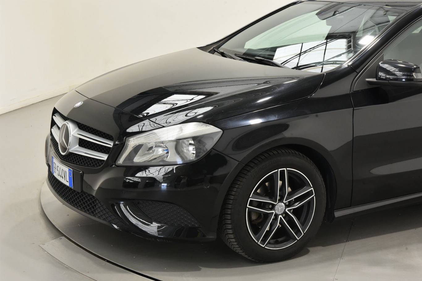 MERCEDES-BENZ A 180 33