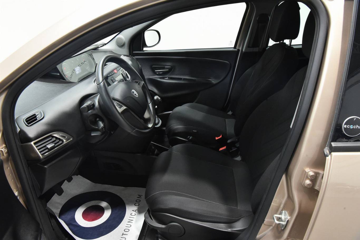 LANCIA Ypsilon 10