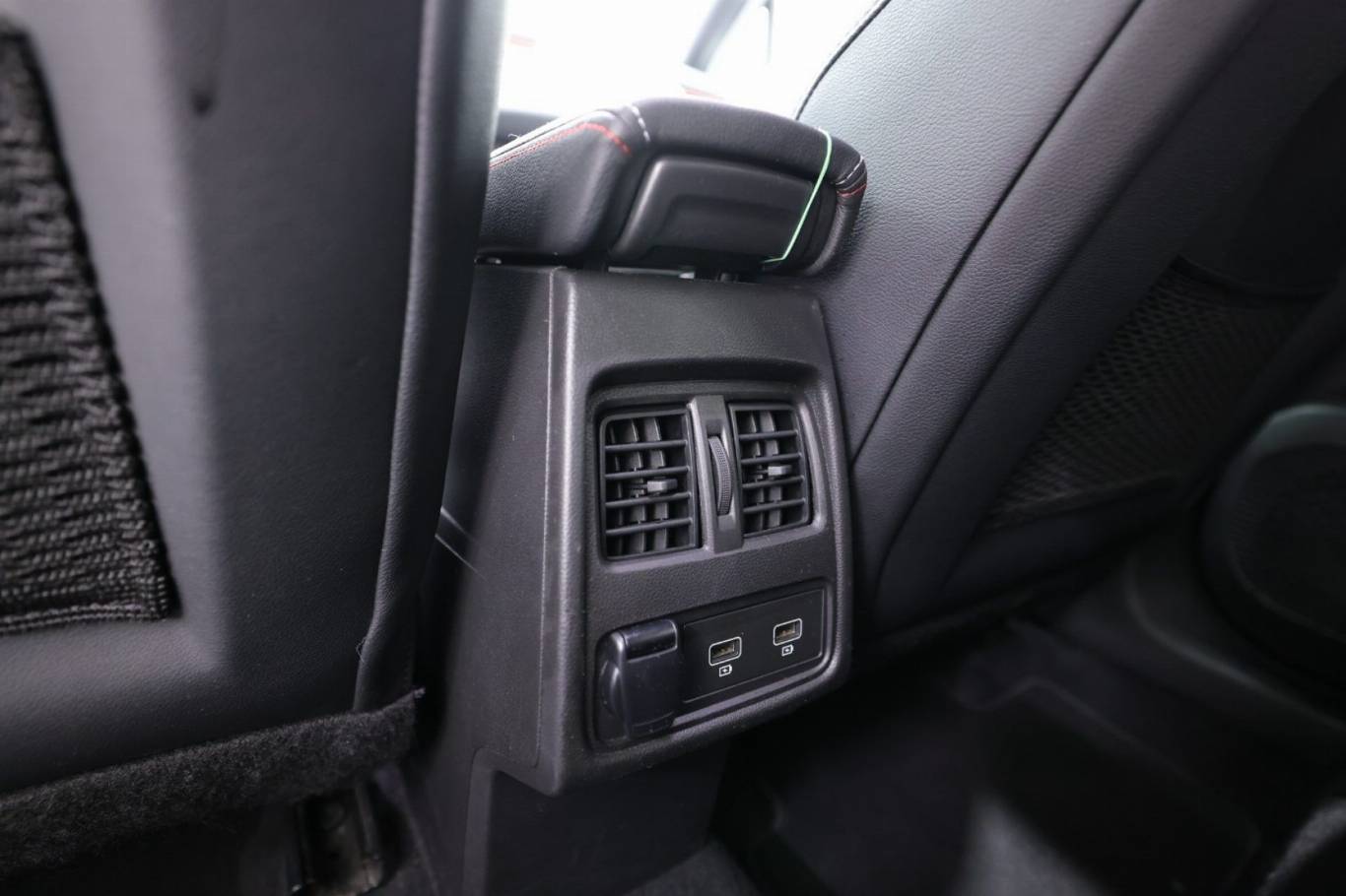 RENAULT Captur 37