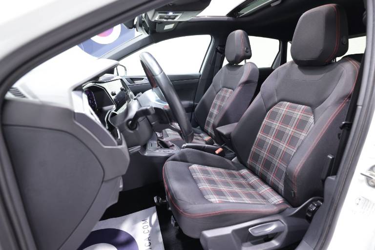 VOLKSWAGEN Polo GTI 6