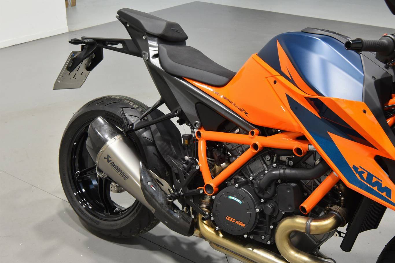 KTM 1290 Super Duke R 72