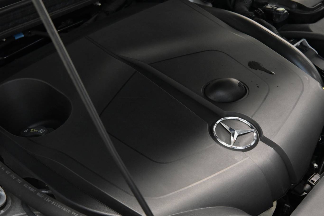 MERCEDES-BENZ GLA 200 46