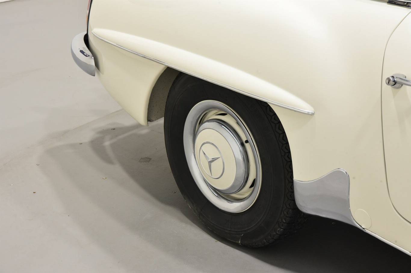 MERCEDES-BENZ 190 53