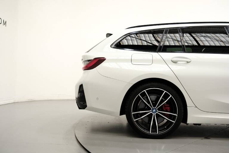 BMW 320 57