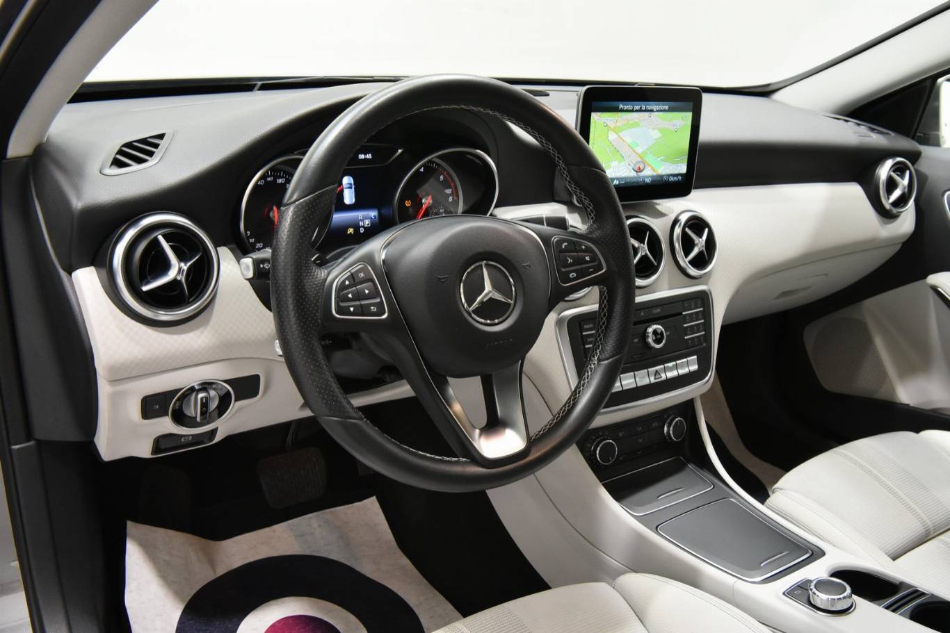 MERCEDES-BENZ A 200 3