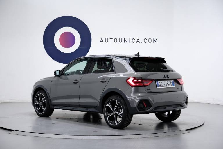 AUDI A1 18
