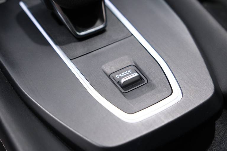 NISSAN Qashqai 33