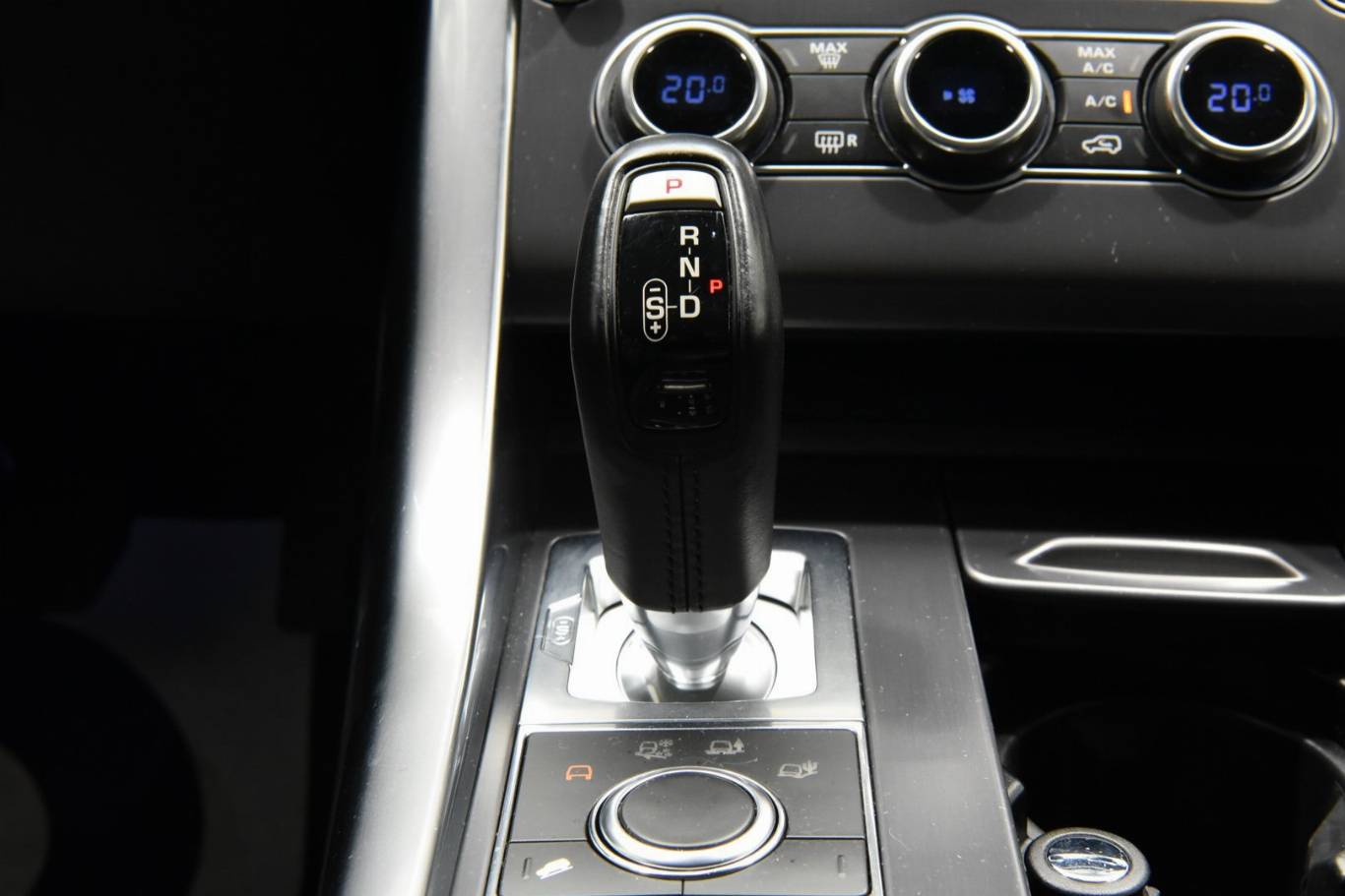 LAND ROVER Range Rover Sport 10