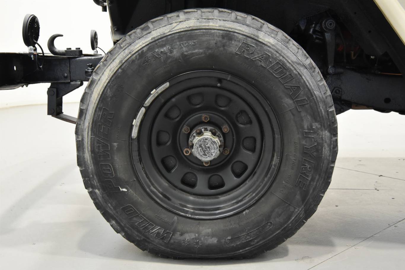 TOYOTA Land Cruiser 11