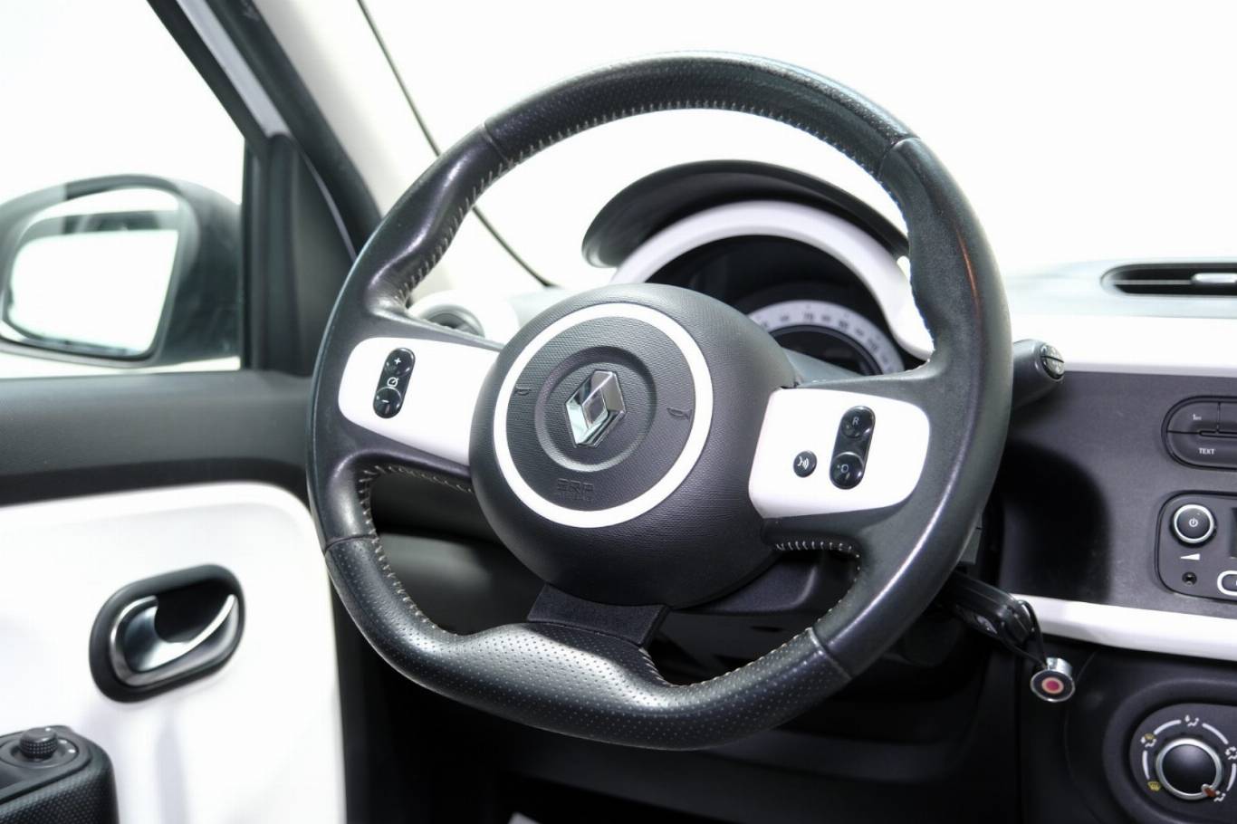 RENAULT Twingo 41
