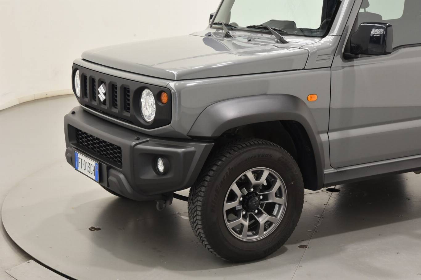 SUZUKI Jimny 15