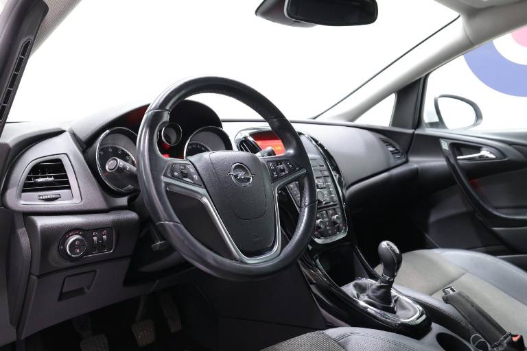 OPEL Astra 5