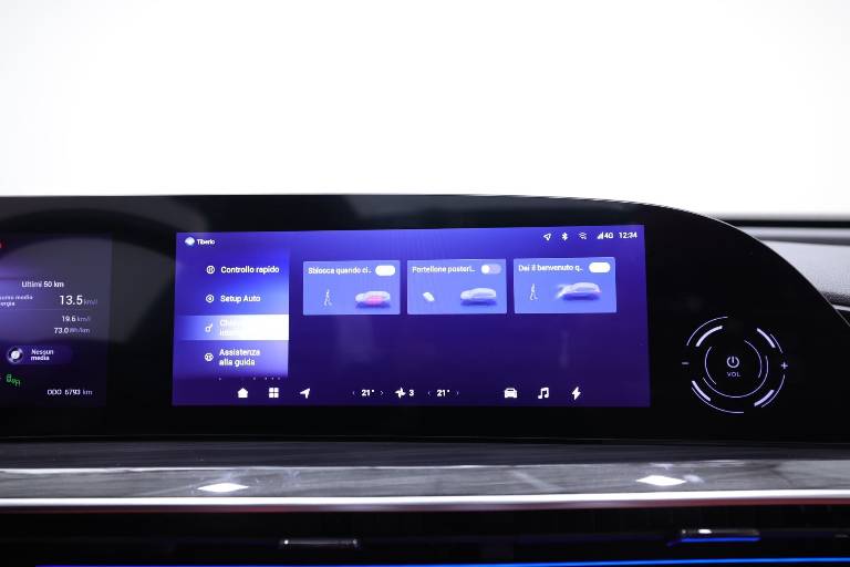OMODA Omoda 9 Superhybrid 33