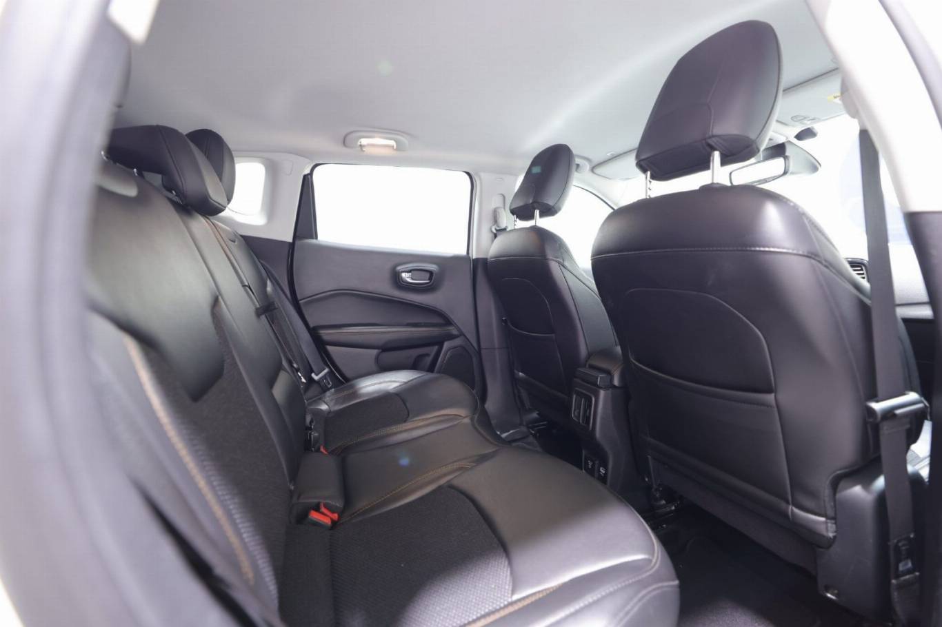 JEEP Compass 53