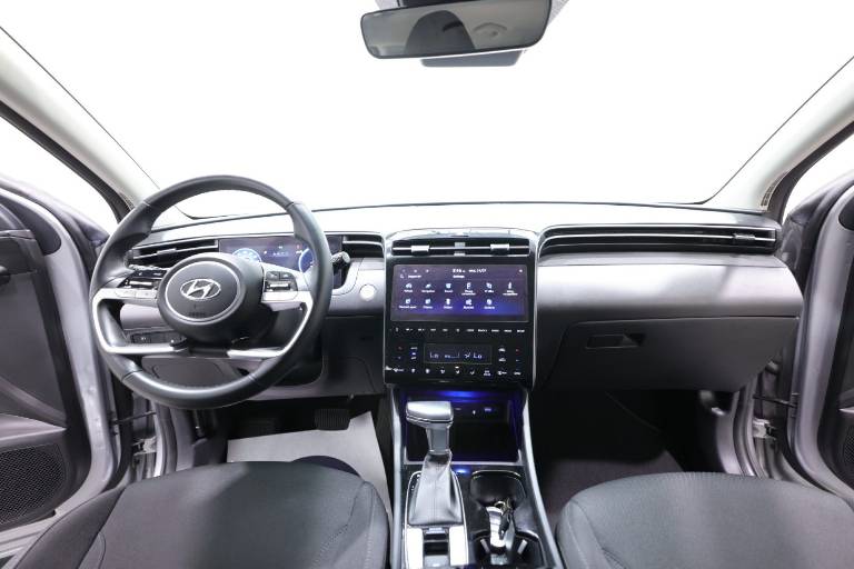 HYUNDAI Tucson 9