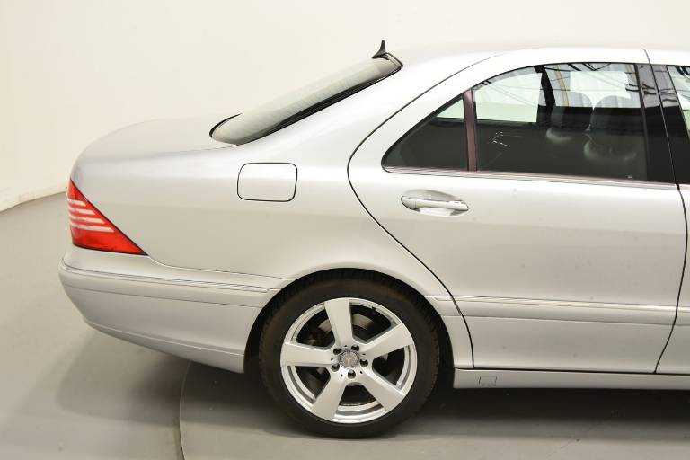 MERCEDES-BENZ S 350 42