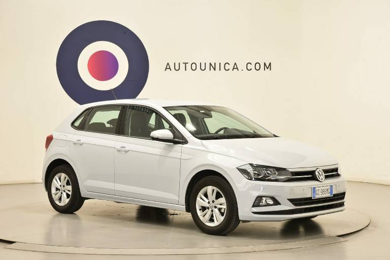 VOLKSWAGEN Polo 13