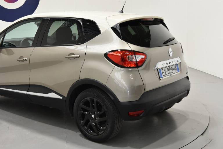 RENAULT Captur 39