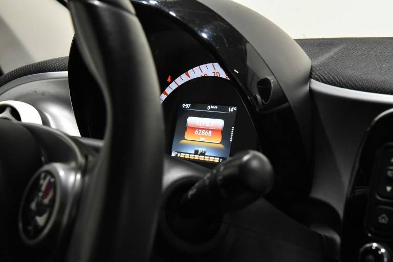 SMART ForFour 23