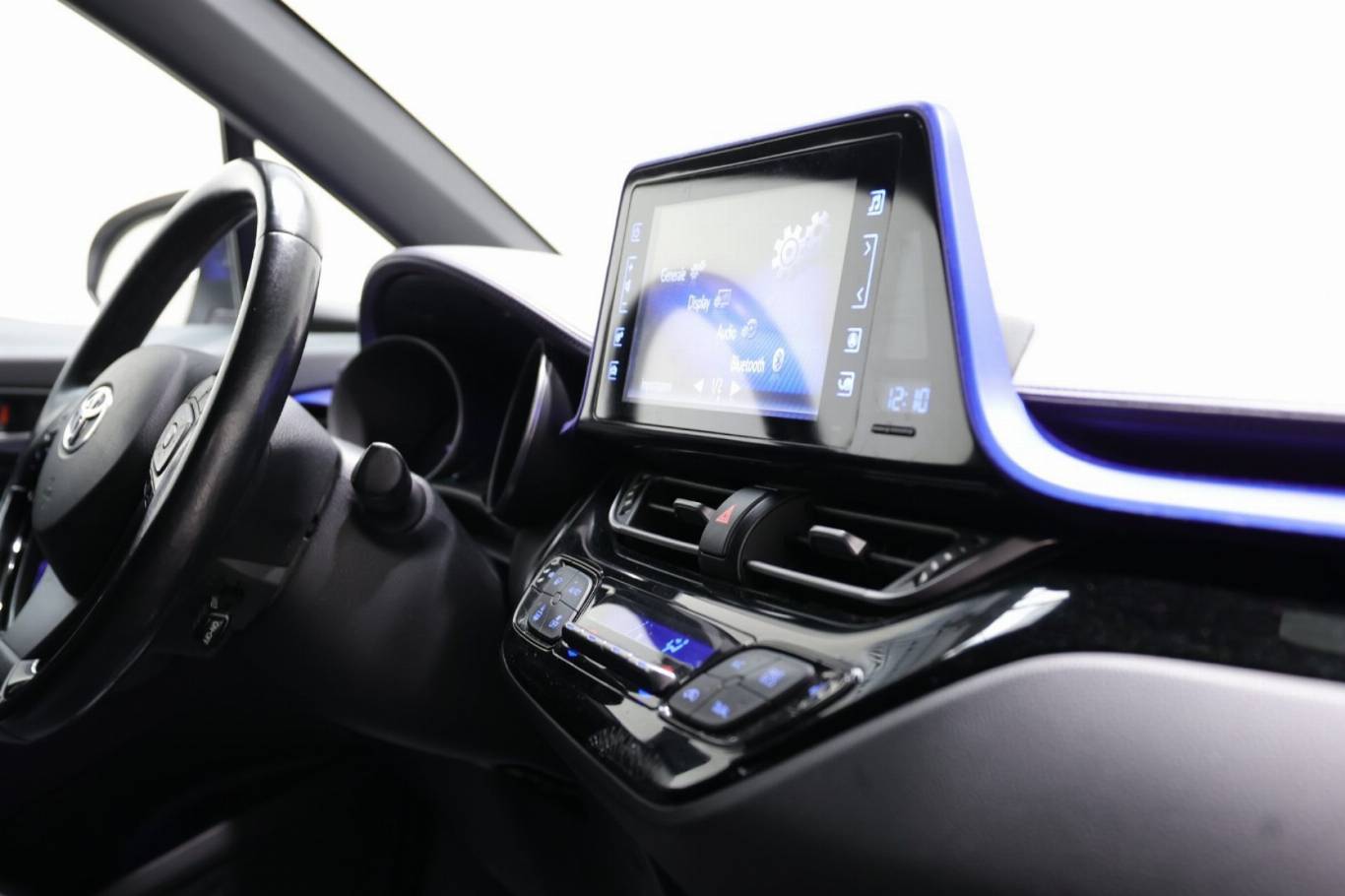 TOYOTA C-HR 46