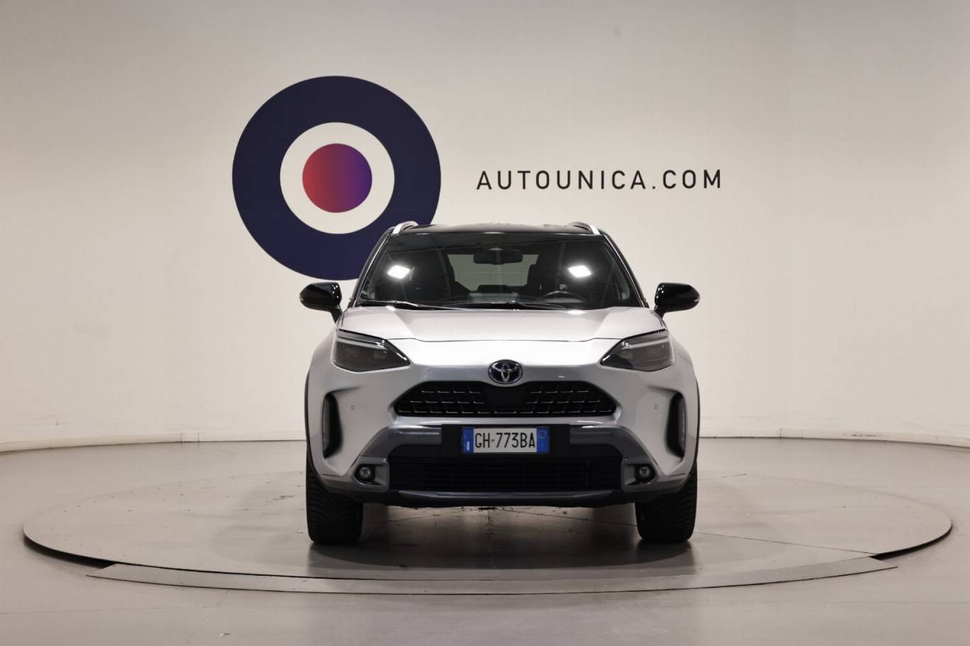 TOYOTA Yaris Cross 19