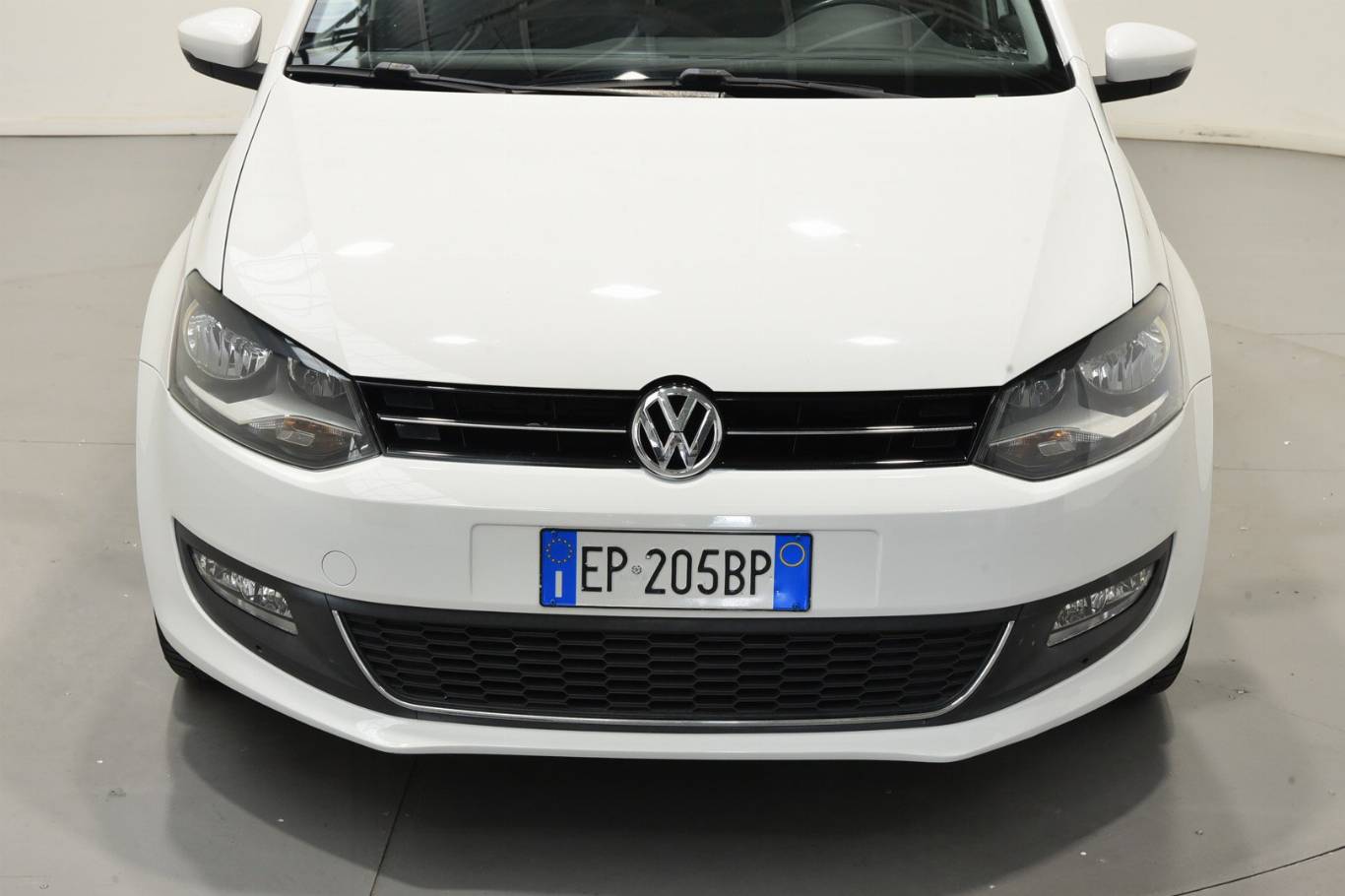 VOLKSWAGEN Polo 34