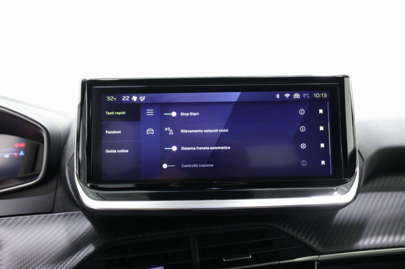 PEUGEOT 2008 27