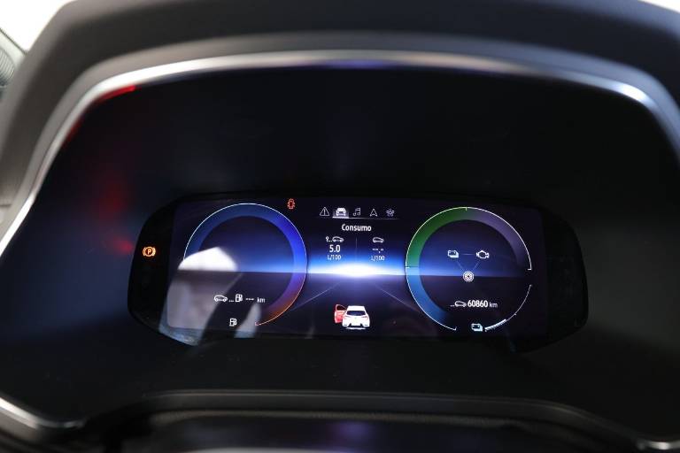 RENAULT Captur 8