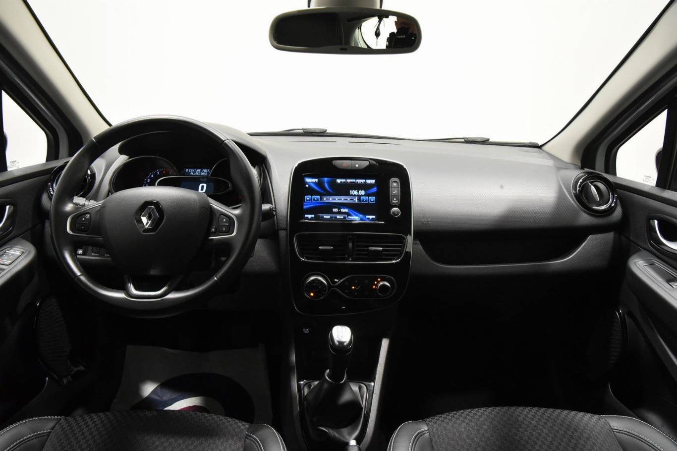 RENAULT Clio 22