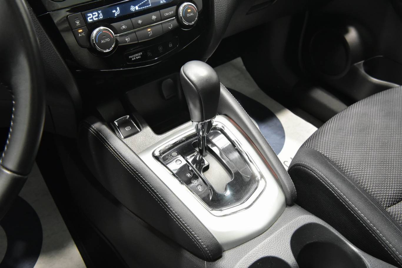 NISSAN Qashqai 7