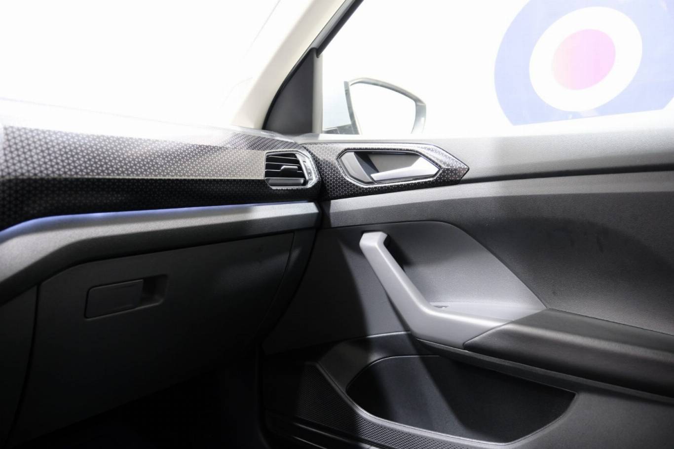 VOLKSWAGEN T-Cross 31