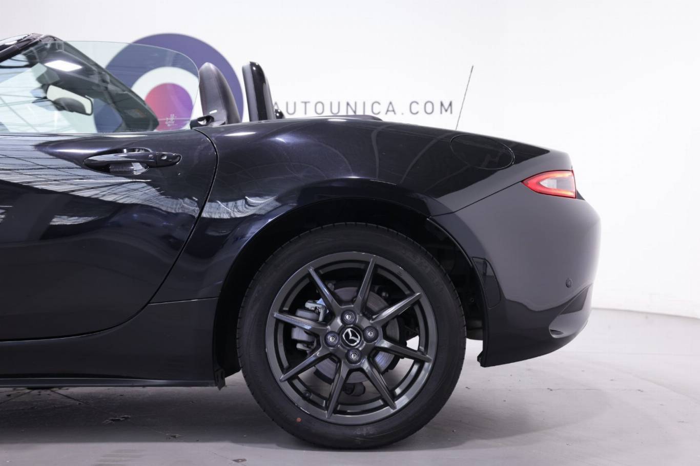 MAZDA MX-5 32