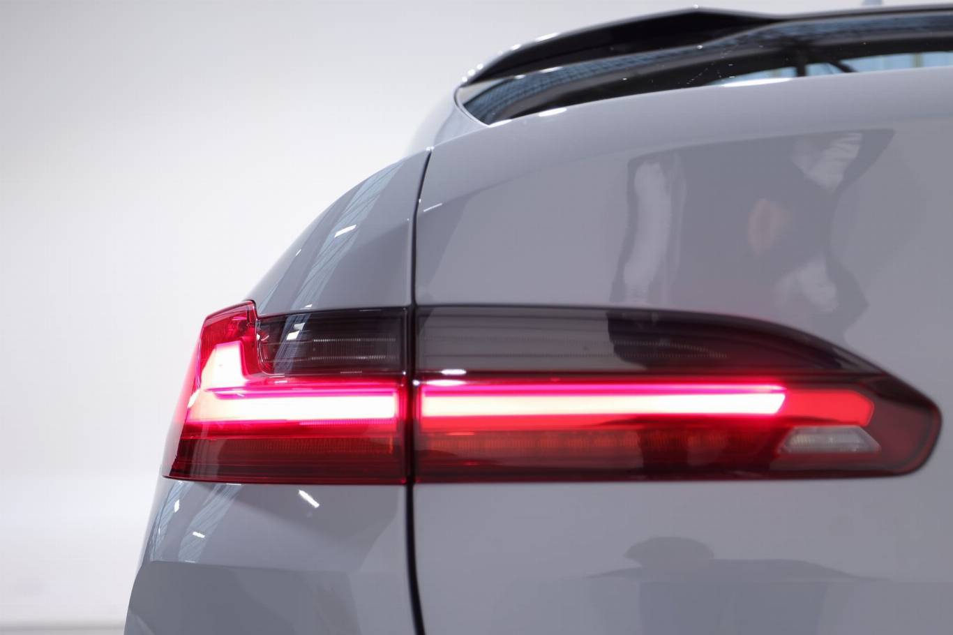 BMW X4 52